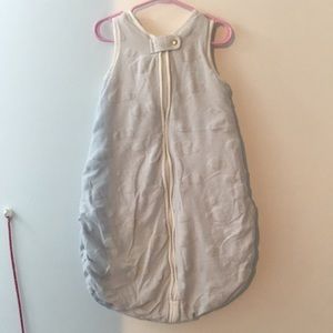 8/15 Thick comfy cloud zip up sleep sack
